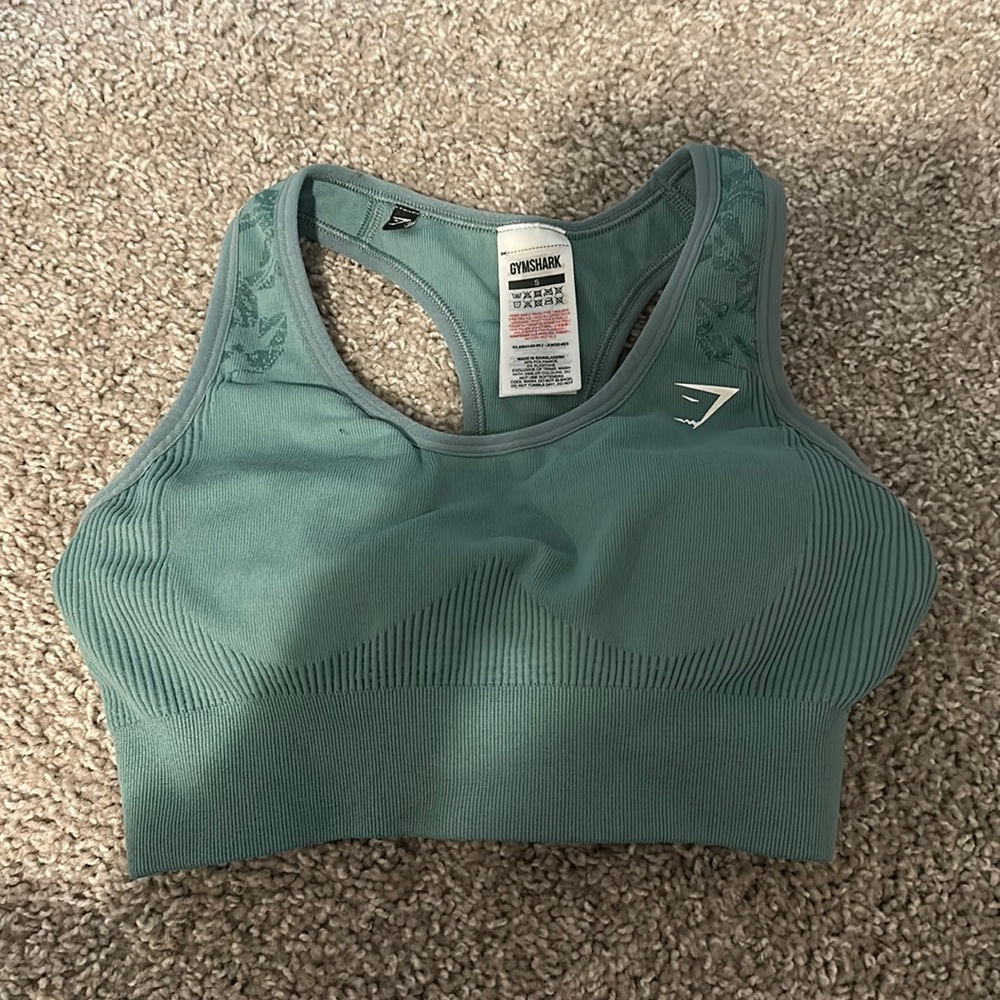 Small gymshark sports bra